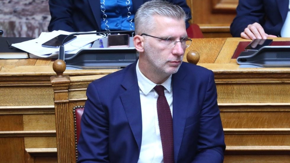 Οι πέντε που δεν είναι έξι…
